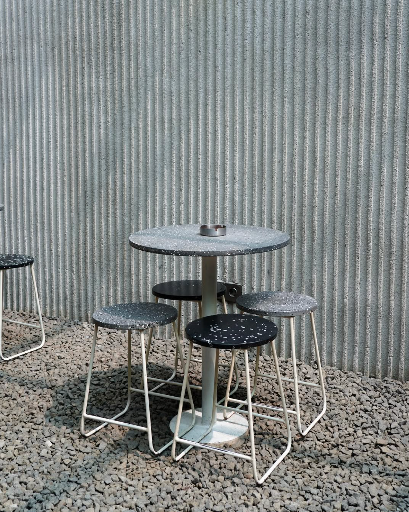 Klayar Table
