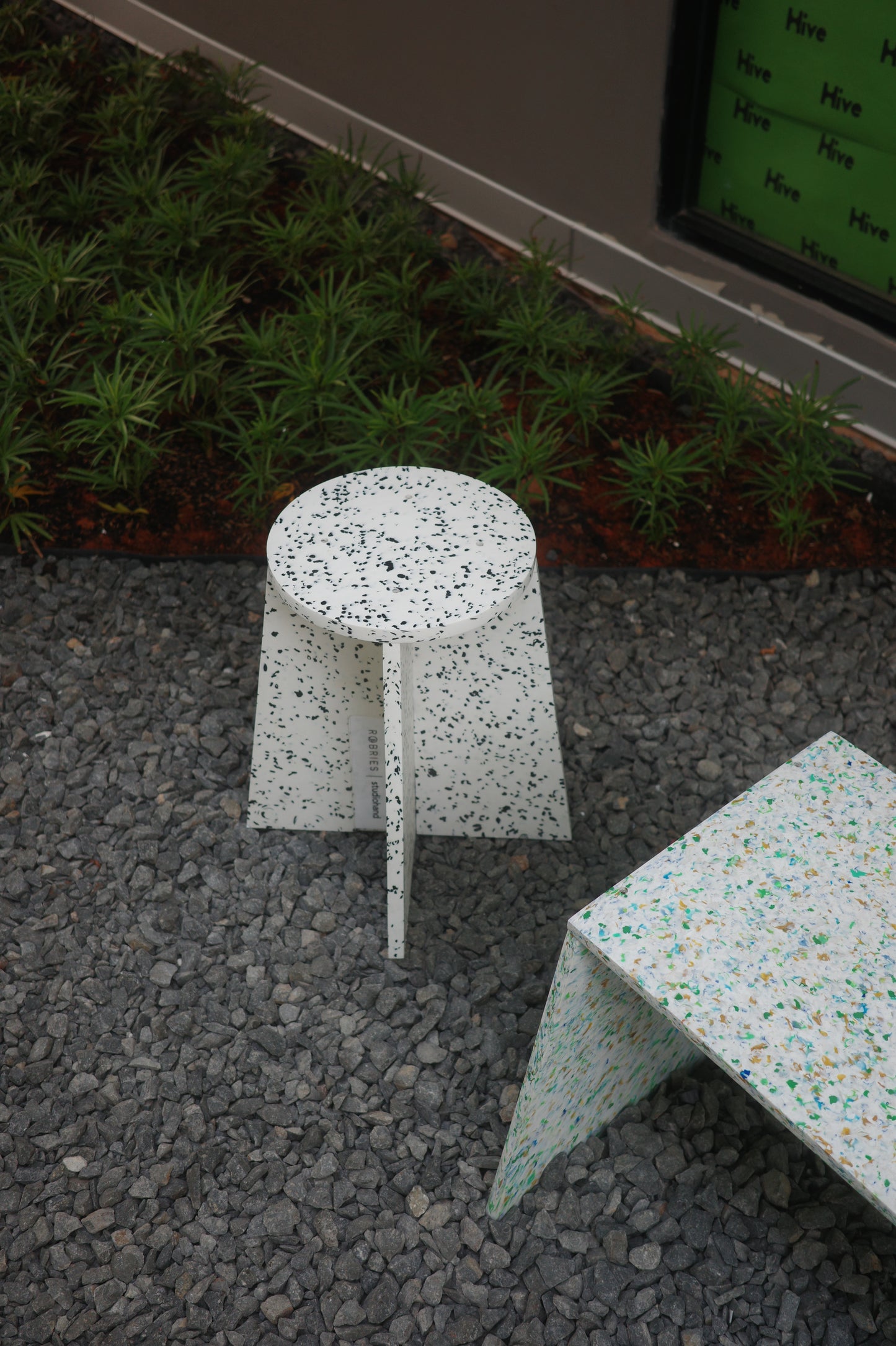Sawarna Stool